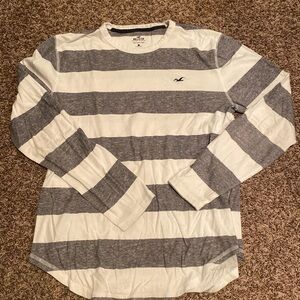 Hollister Long Sleeve T